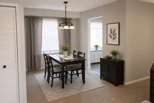 46 Nassau Dr, Springfield, MA 01129 - Photo 4