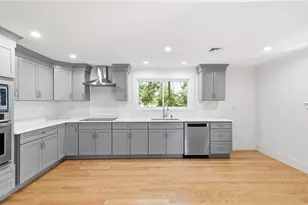146A W Division St, Braintree, MA 02184 - Photo 12