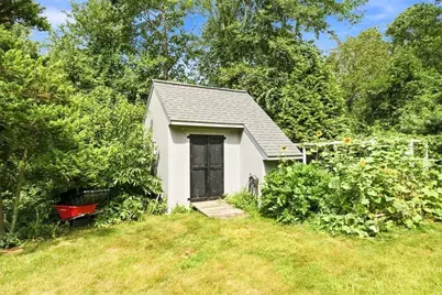 118 Horseneck Rd, Dartmouth, MA 02748 - Photo 26
