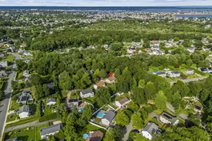 2 Cutter Ln, Dartmouth, MA 02748 - Photo 12