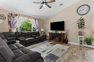 2 Cutter Ln, Dartmouth, MA 02748 - Photo 20