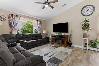 2 Cutter Ln, Dartmouth, MA 02748 - Photo 20