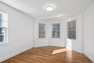22 Berlin St, Quincy, MA 02170 - Photo 8