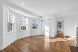 22 Berlin St, Quincy, MA 02170 - Photo 4