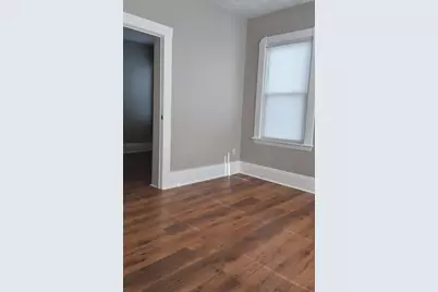 98 County St #B-3S, New Bedford, MA 02744 - Photo 4