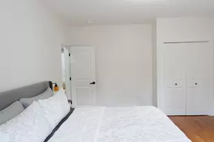11 Ashmont St, Boston, MA 02124 - Photo 16