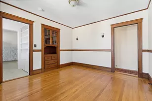 8 Mapleton St, Boston, MA 02135 - Photo 6