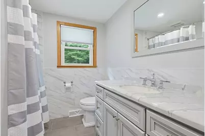 19 Bellflower Rd, Billerica, MA 01821 - Photo 24