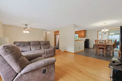 19 Bellflower Rd, Billerica, MA 01821 - Photo 12