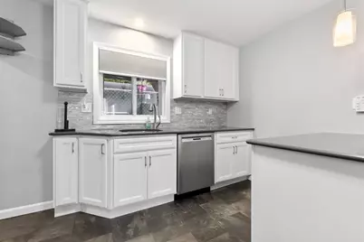 100 Leyden St, Boston, MA 02128 - Photo 8