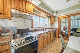 17-19 Berry St, Quincy, MA 02169 - Photo 12
