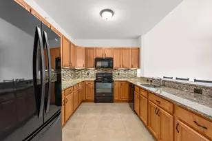 631 East St, Mansfield, MA 02048 - Photo 16