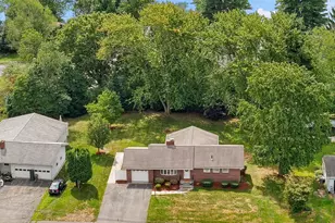 19 Champlain Dr, Hudson, MA 01749 - Photo 28