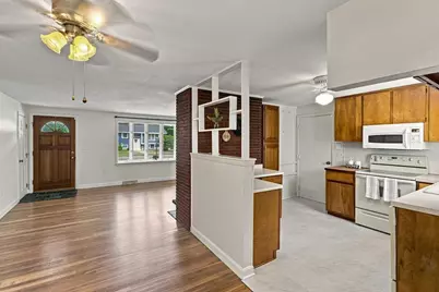 19 Champlain Dr, Hudson, MA 01749 - Photo 10