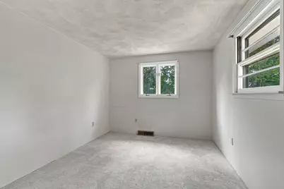 19 Champlain Dr, Hudson, MA 01749 - Photo 18