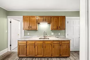 13 Knowlton St, Beverly, MA 01915 - Photo 4