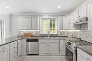 183 Arthur St, Framingham, MA 01702 - Photo 12