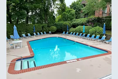 1006 Paradise Road #2P, Swampscott, MA 01907 - Photo 8