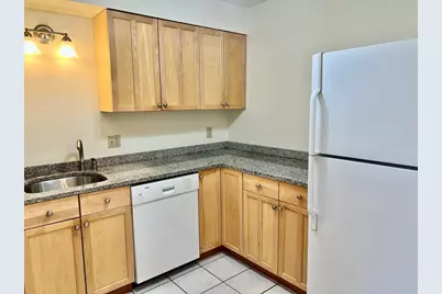 1006 Paradise Road #2P, Swampscott, MA 01907 - Photo 14