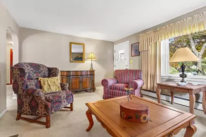 76 Forest Street, Lowell, MA 01851 - Photo 4