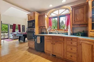 215 S Main St, Orange, MA 01364 - Photo 18