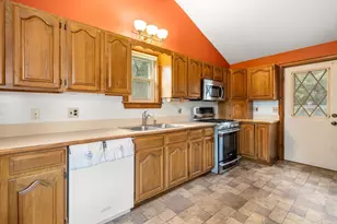 43 Brown St, Maynard, MA 01754 - Photo 14