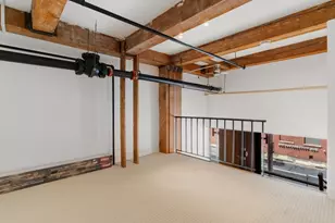15 Sleeper St, Boston, MA 02210 - Photo 20