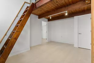 15 Sleeper St, Boston, MA 02210 - Photo 18