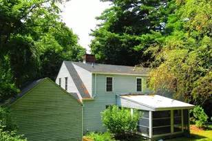 144 West St, Amherst, MA 01002 - Photo 2
