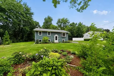 472 Summer St, Abington, MA 02351 - Photo 2