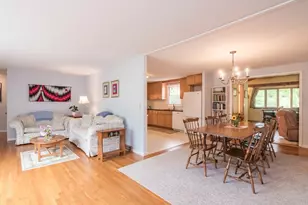 90 Columbia Dr, Amherst, MA 01002 - Photo 8