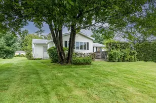 90 Columbia Dr, Amherst, MA 01002 - Photo 30