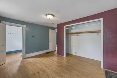 11 School St, Sunderland, MA 01375 - Photo 8