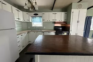 136 Morocco Ave, Chelmsford, MA 01824 - Photo 4