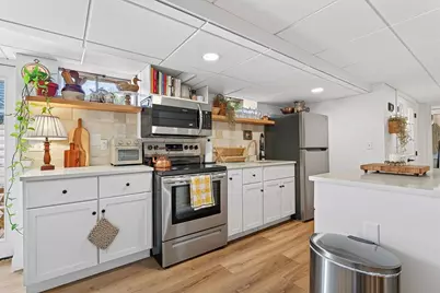 6 Winthrop Dr, Attleboro, MA 02703 - Photo 16