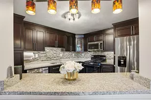 237 South St, Shrewsbury, MA 01545 - Photo 4