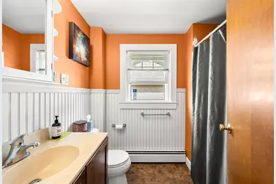 24 Vernon St, Haverhill, MA 01835 - Photo 20