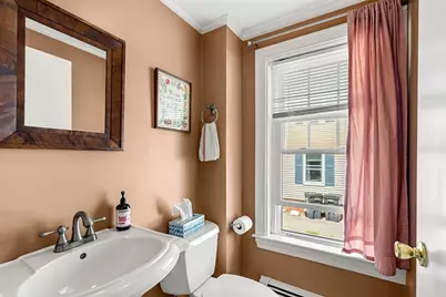 24 Vernon St, Haverhill, MA 01835 - Photo 16