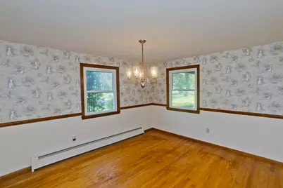 15 Fernwood Dr, Wilbraham, MA 01095 - Photo 10