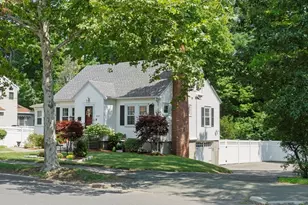 277 Vernon St, Wakefield, MA 01880 - Photo 38