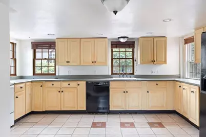 218 Sandwich St, Plymouth, MA 02360 - Photo 14
