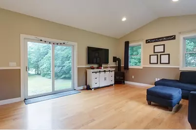 391 Main St, Townsend, MA 01474 - Photo 14