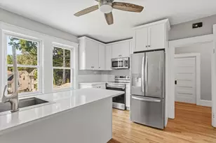 452 Quarry St, Quincy, MA 02169 - Photo 1