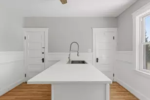 452 Quarry St, Quincy, MA 02169 - Photo 4