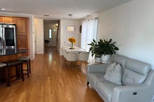 319 Farrwood Dr, Haverhill, MA 01835 - Photo 4