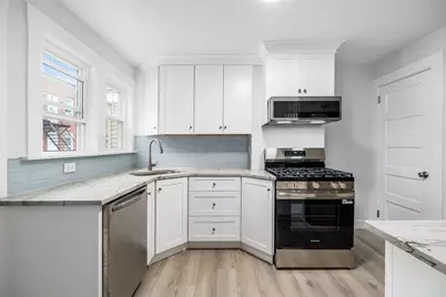 37 Richardson Ave #37A, Wakefield, MA 01880 - Photo 4