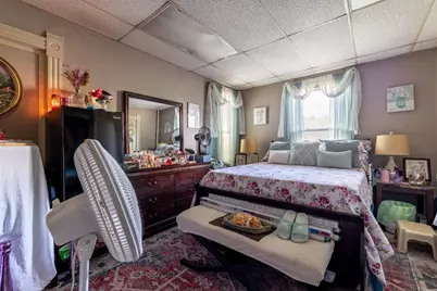 17 Rockdale St, Worcester, MA 01606 - Photo 12