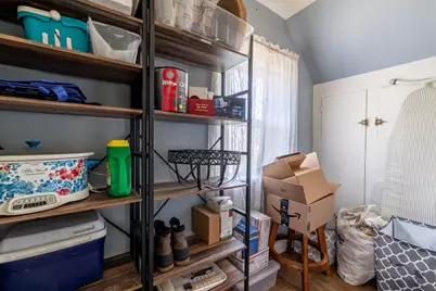 17 Rockdale St, Worcester, MA 01606 - Photo 32