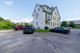 17 Rockdale St, Worcester, MA 01606 - Photo 4