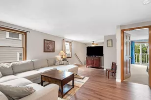 29 Cedar Hill Terrace, Swampscott, MA 01907 - Photo 4